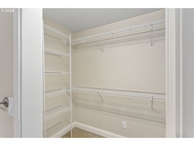 2117 Se 48TH Ave, Hillsboro, OR 97123