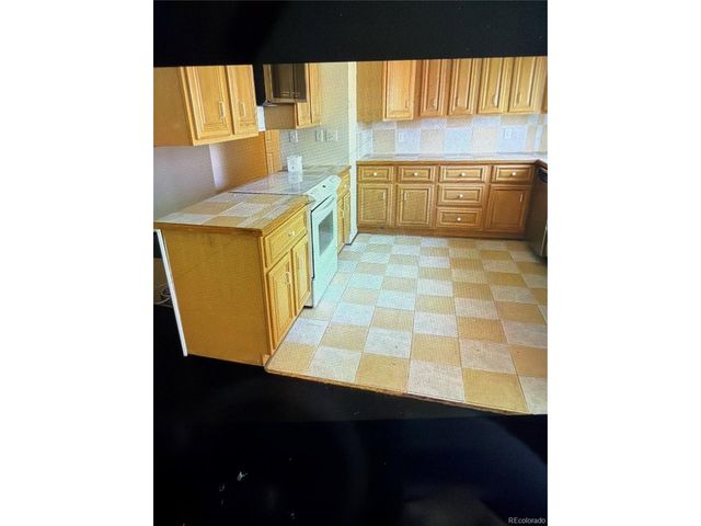 8081 RALEIGH, Westminster, CO 80031
