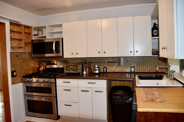 23 Mooney Drive, Alburgh, VT 05440