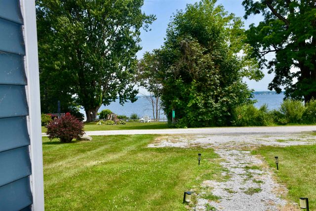 23 Mooney Drive, Alburgh, VT 05440