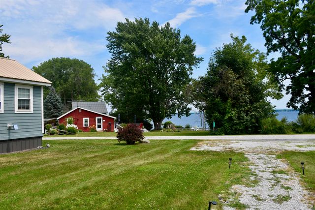23 Mooney Drive, Alburgh, VT 05440