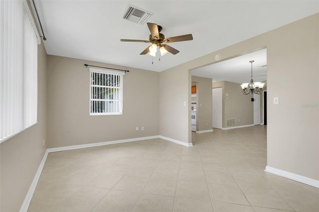 520 N LACY CIRCLE, Deltona, FL 32725