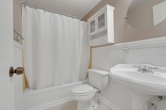 520 N LACY CIRCLE, Deltona, FL 32725