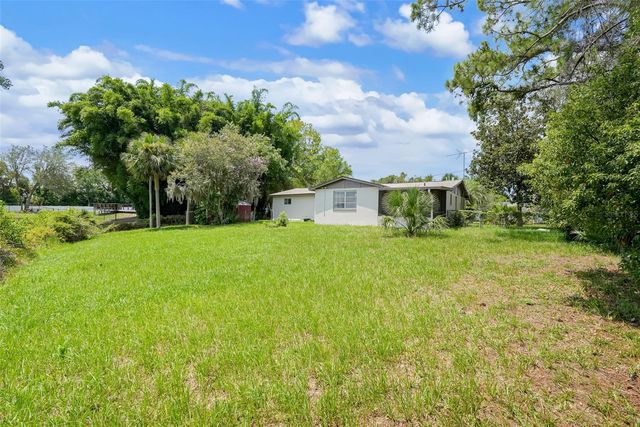520 N LACY CIRCLE, Deltona, FL 32725