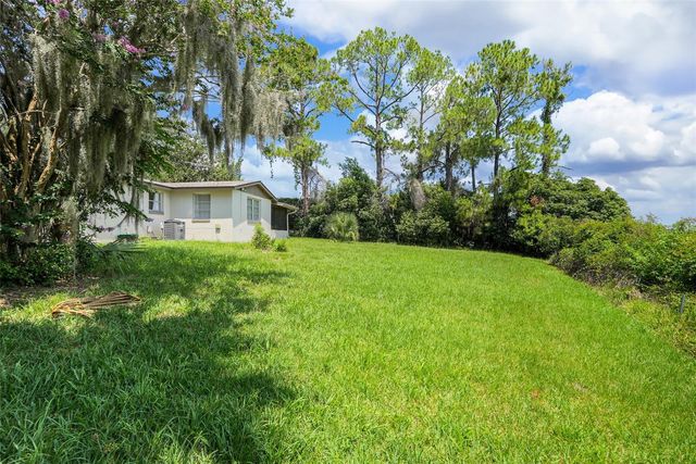 520 N LACY CIRCLE, Deltona, FL 32725