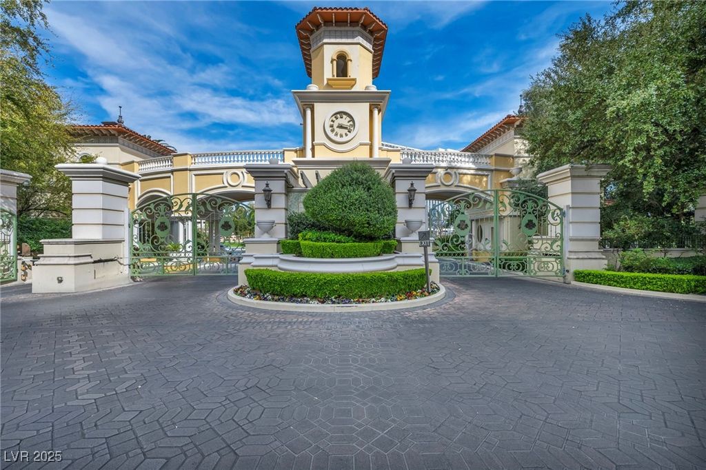 2777 Paradise Road 301, Las Vegas, NV 89109