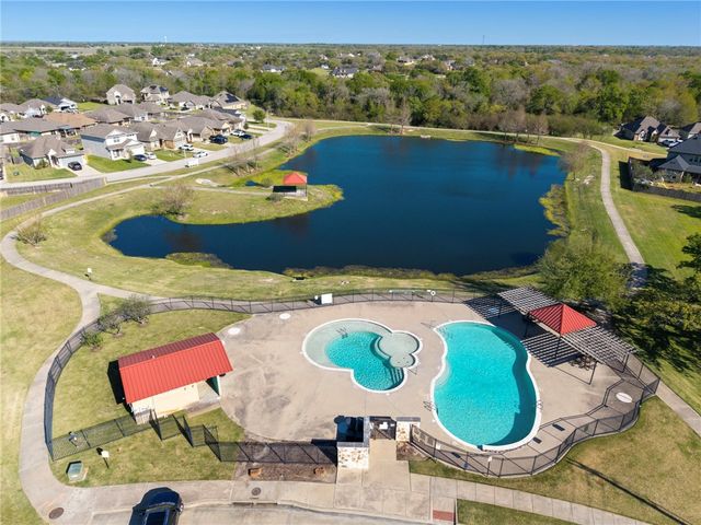 2094 Positano Loop, Bryan, TX 77808