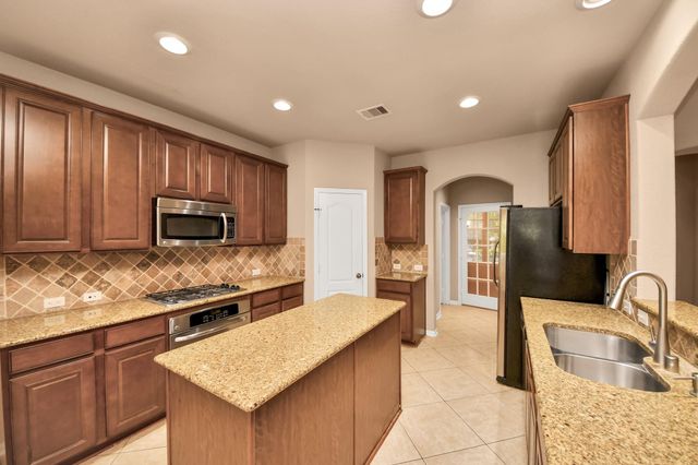 9619 W Amber Bluff Lane, Katy, TX 77494