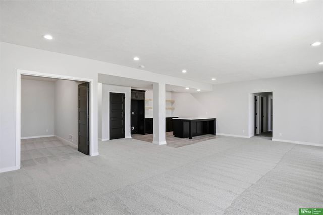 5426 N 213th Street, Elkhorn, NE 68022