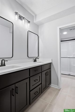 5426 N 213th Street, Elkhorn, NE 68022