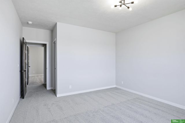 5426 N 213th Street, Elkhorn, NE 68022