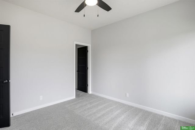 5426 N 213th Street, Elkhorn, NE 68022