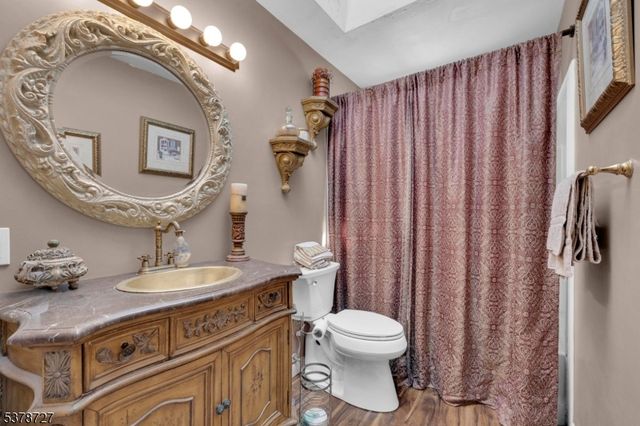 44 Deer Path Dr, Mount Olive Twp., NJ 07836