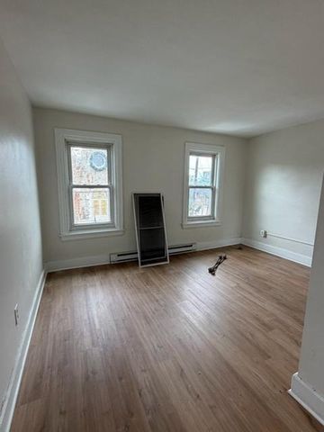 552 Thomas Street, Bethlehem City, PA 18015