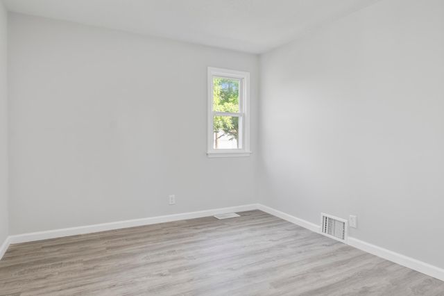 5136 Colfax Avenue N, Minneapolis, MN 55430