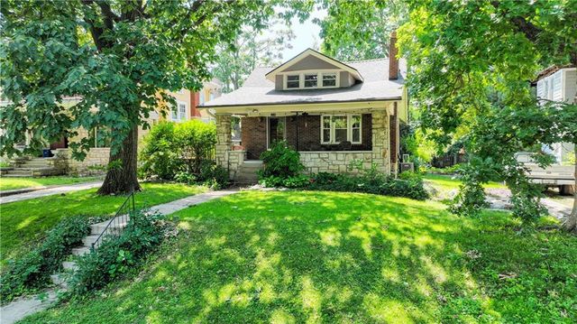 5836 Harrison Street, Kansas City, MO 64110
