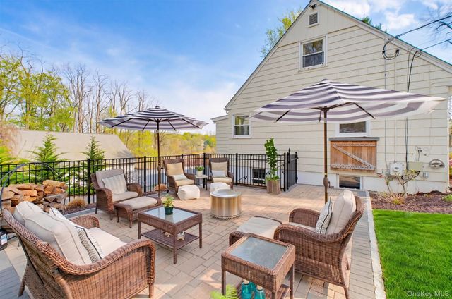 2828 Kent Lane, Yorktown Heights, NY 10598