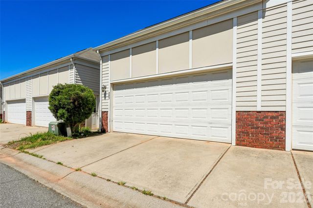 283 Bridges Farm Road, Mooresville, NC 28115