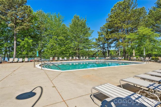 283 Bridges Farm Road, Mooresville, NC 28115