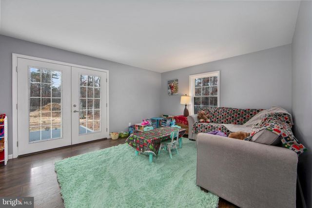 2671 E SHERMAN AVE, Vineland, NJ 08361