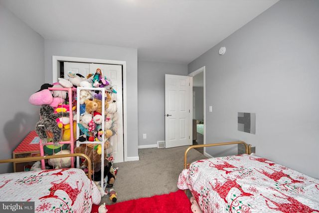 2671 E SHERMAN AVE, Vineland, NJ 08361