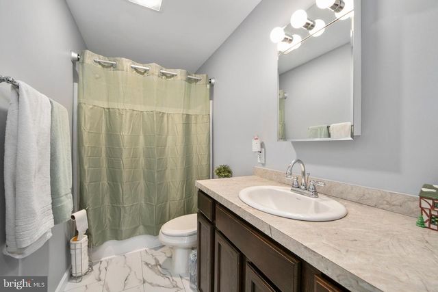 2671 E SHERMAN AVE, Vineland, NJ 08361