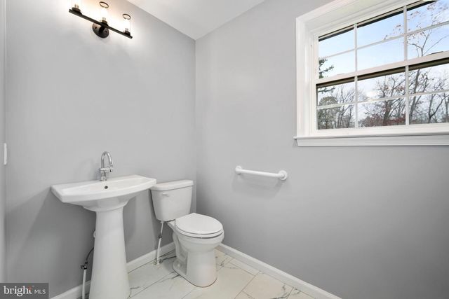 2671 E SHERMAN AVE, Vineland, NJ 08361