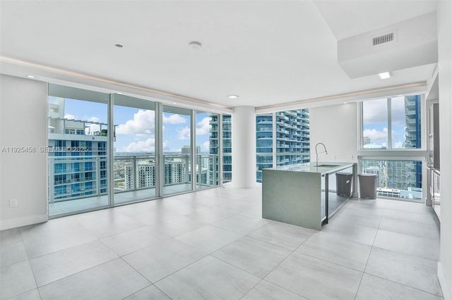 1080 Brickell Ave 4109, Miami, FL 33131