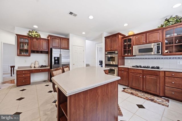 12128 PAPER BIRCH LN, Gainesville, VA 20155