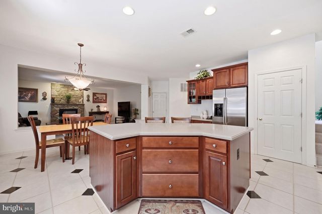 12128 PAPER BIRCH LN, Gainesville, VA 20155