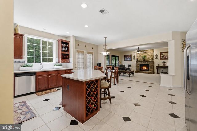 12128 PAPER BIRCH LN, Gainesville, VA 20155