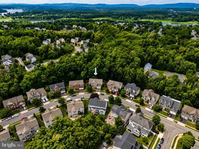12128 PAPER BIRCH LN, Gainesville, VA 20155