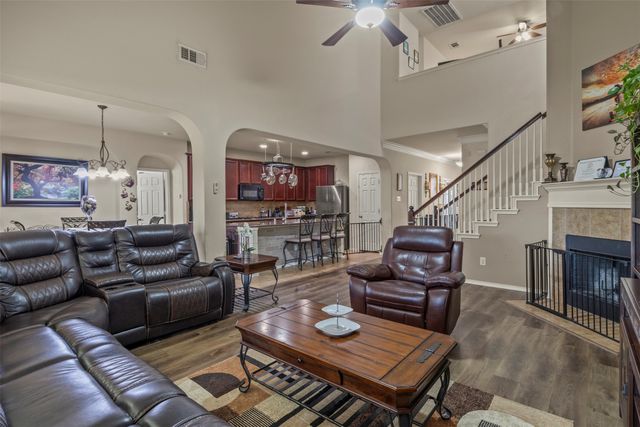 2235 Tawny Owl Road, Grand Prairie, TX 75052