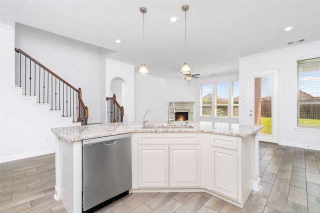 4318 Berry Bend Lane, Richmond, TX 77406