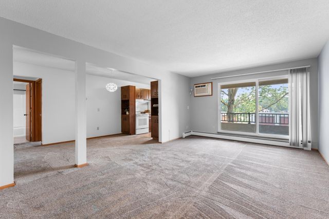 2011 Viking Drive NW 23, Rochester, MN 55901