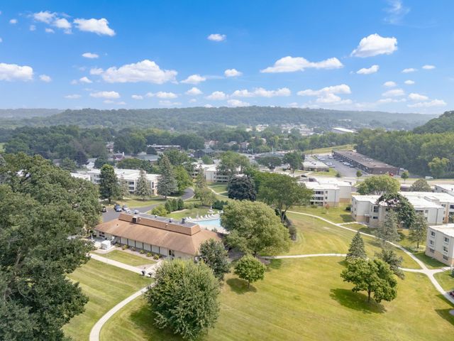 2011 Viking Drive NW 23, Rochester, MN 55901