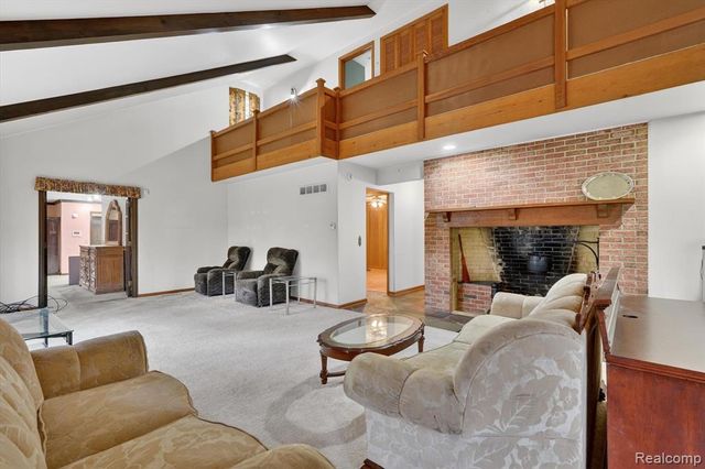 6225 Sierra Pass, Flint, MI 48532