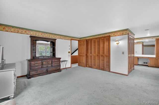 6225 Sierra Pass, Flint, MI 48532