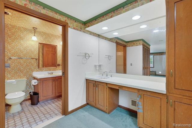 6225 Sierra Pass, Flint, MI 48532