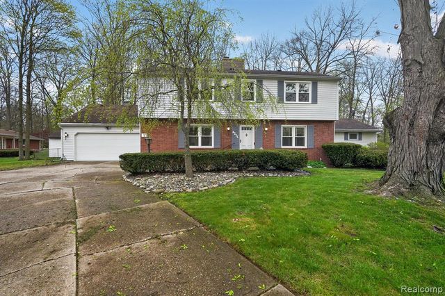 6225 Sierra Pass, Flint, MI 48532