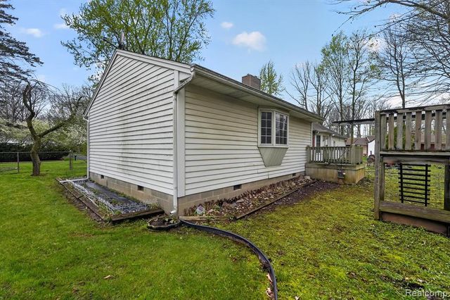 6225 Sierra Pass, Flint, MI 48532