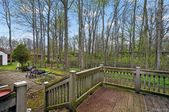 6225 Sierra Pass, Flint, MI 48532