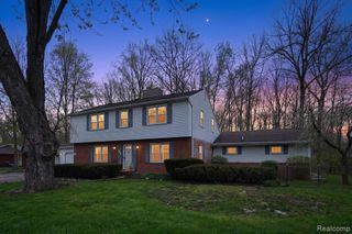 6225 Sierra Pass, Flint, MI 48532