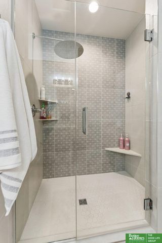 8164 S 184th Terrace, Omaha, NE 68136