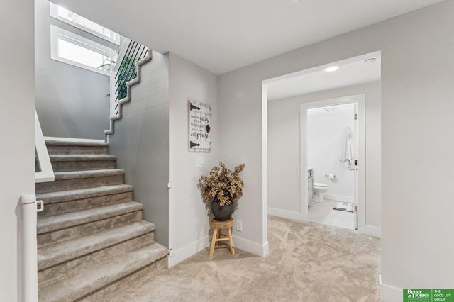 8164 S 184th Terrace, Omaha, NE 68136