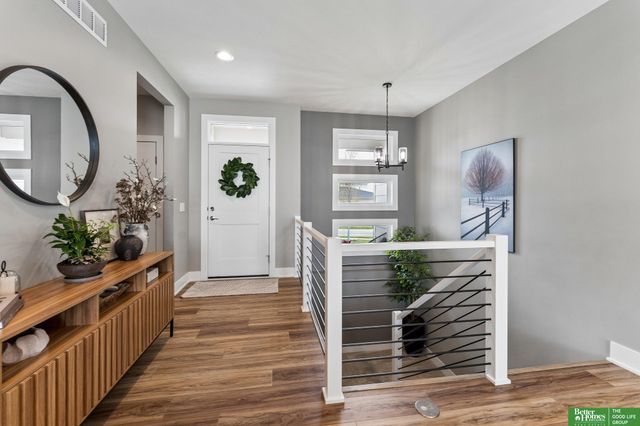 8164 S 184th Terrace, Omaha, NE 68136