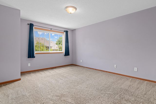 5405 206th Street W 109, Farmington, MN 55024
