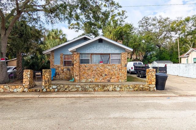 2011 AUBURN STREET S, St Petersburg, FL 33712