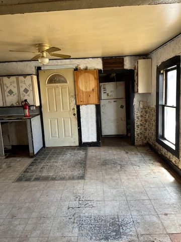 76 Water Street, Barton, VT 05822