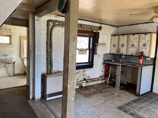 76 Water Street, Barton, VT 05822